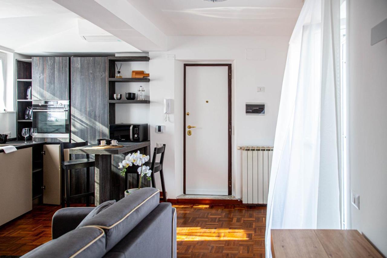 Luxury Top Floor In Trastevere Rome Exterior photo