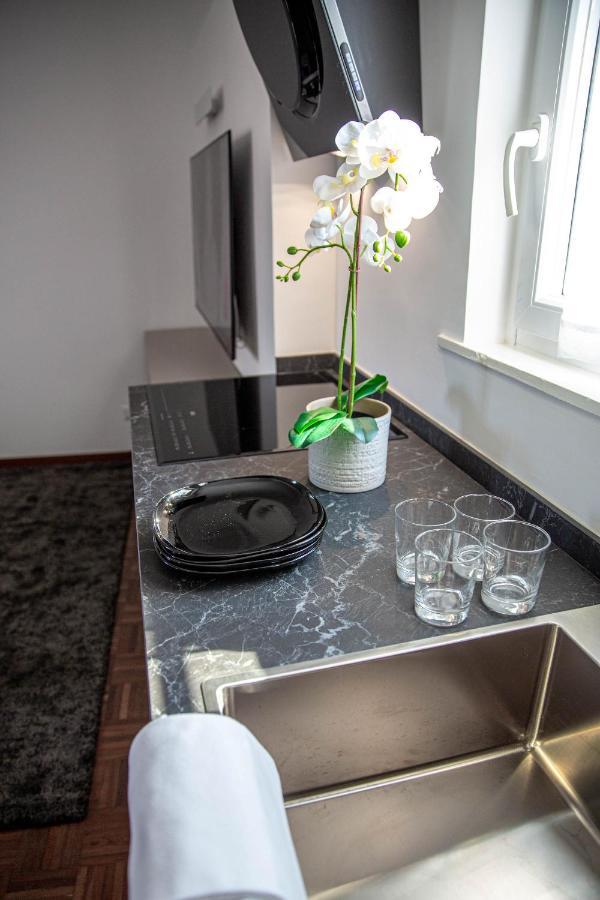 Luxury Top Floor In Trastevere Rome Exterior photo