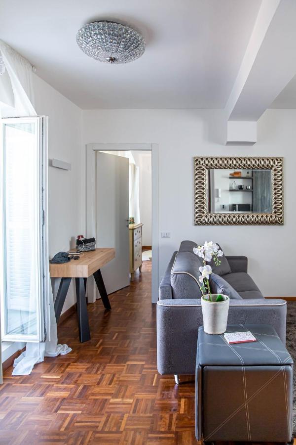 Luxury Top Floor In Trastevere Rome Exterior photo