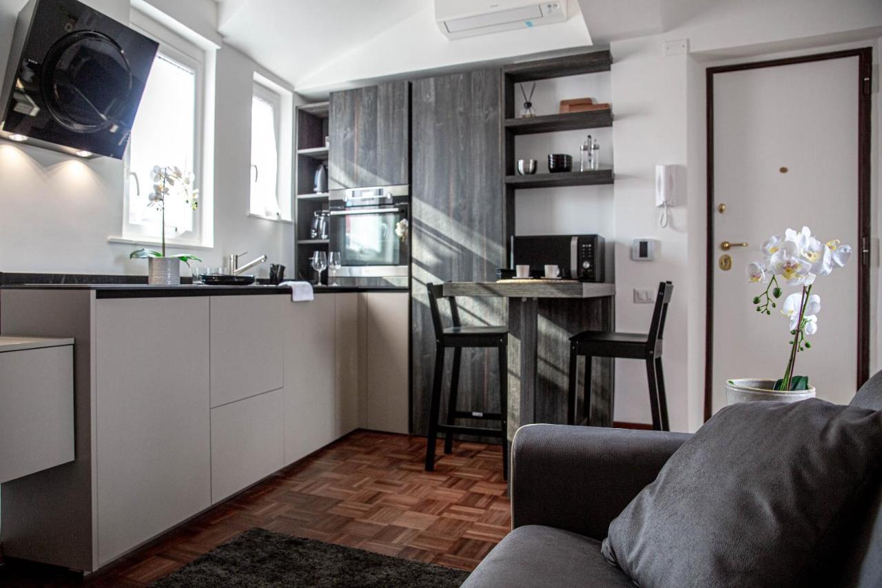 Luxury Top Floor In Trastevere Rome Exterior photo